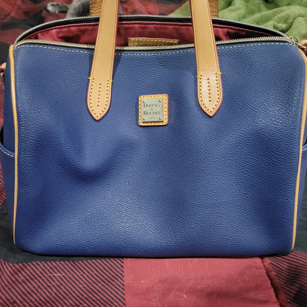 Dooney & Bourke Purse